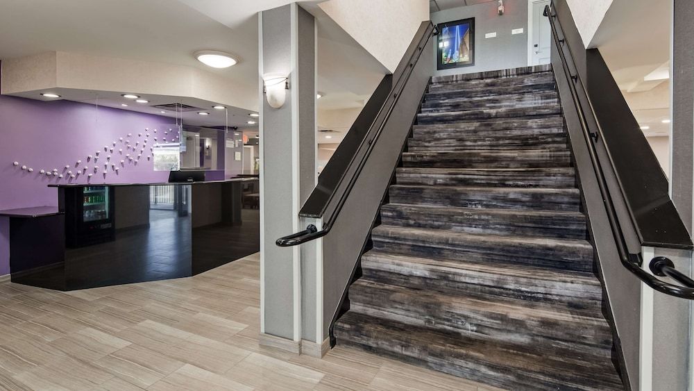 Best Western Paramus Hotel & Suites 3