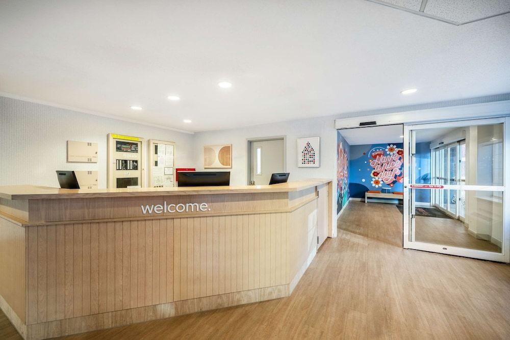 Sonesta Simply Suites Jersey City 3