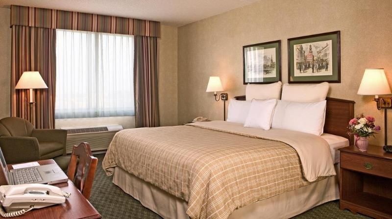 Four Points By Sheraton Boston Logan Airport Rever 4 estrelas em Revere