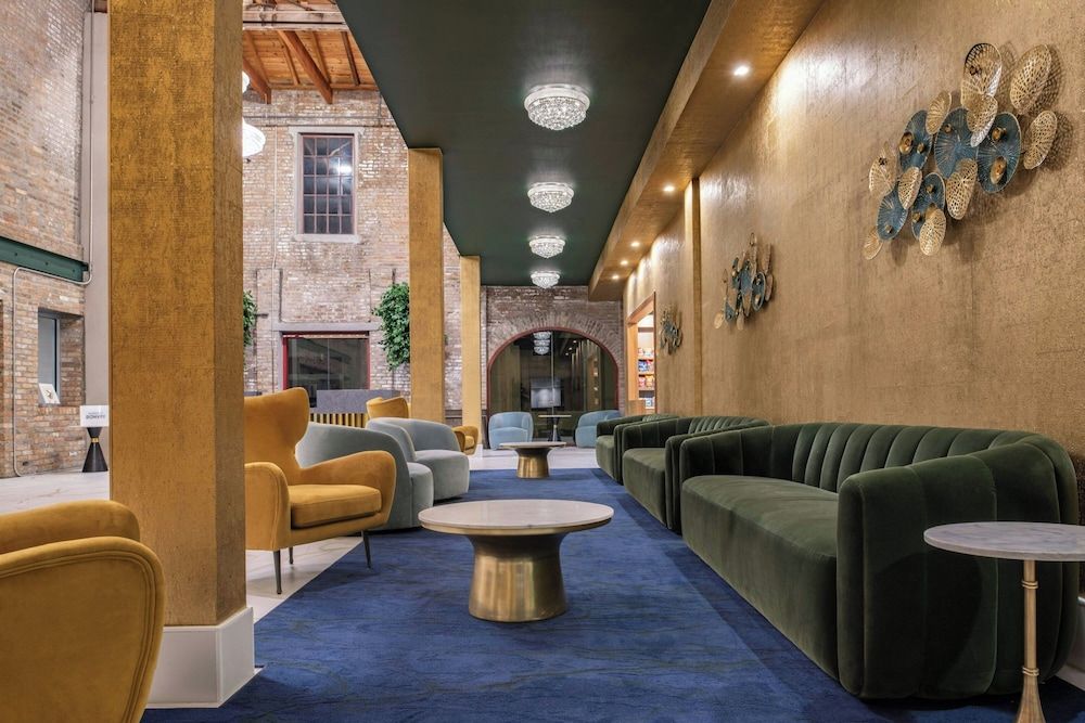 SpringHill Suites by Marriott New Orleans Warehouse Arts District 3
