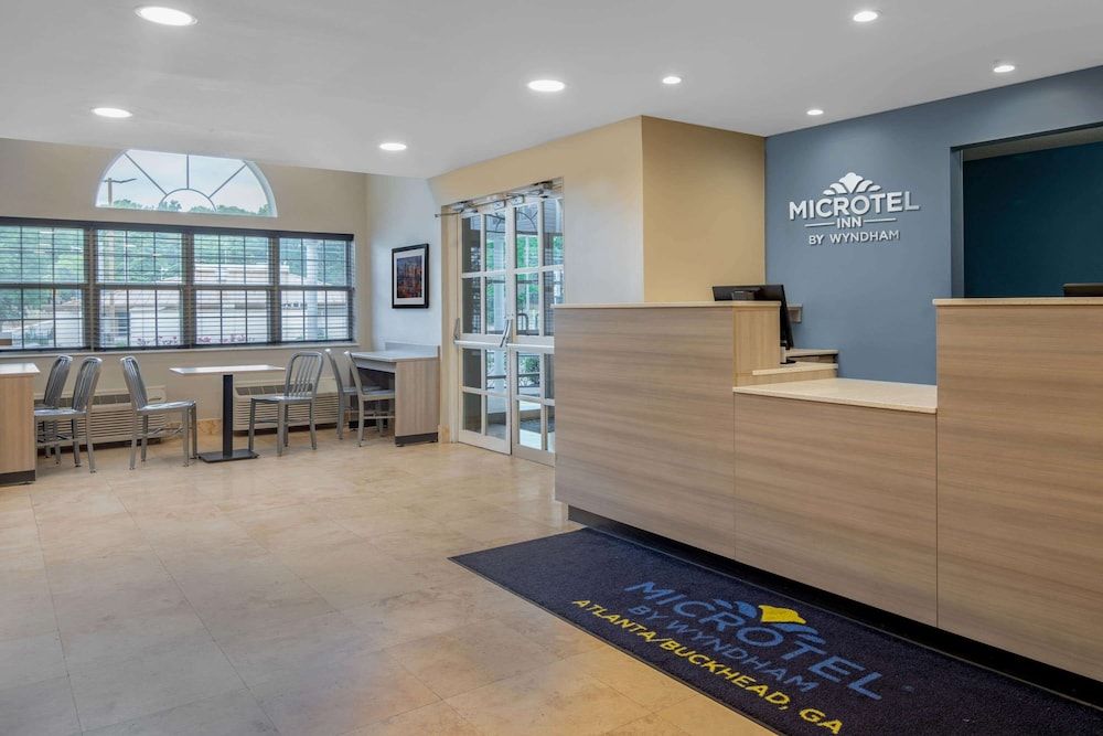 Microtel Inn & Suites by Wyndham Atlanta/Buckhead Area 2