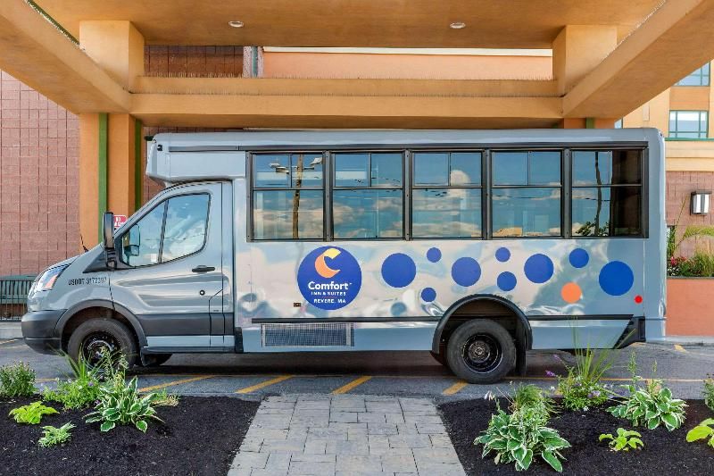 Comfort Inn & Suites Logan-Airport 2