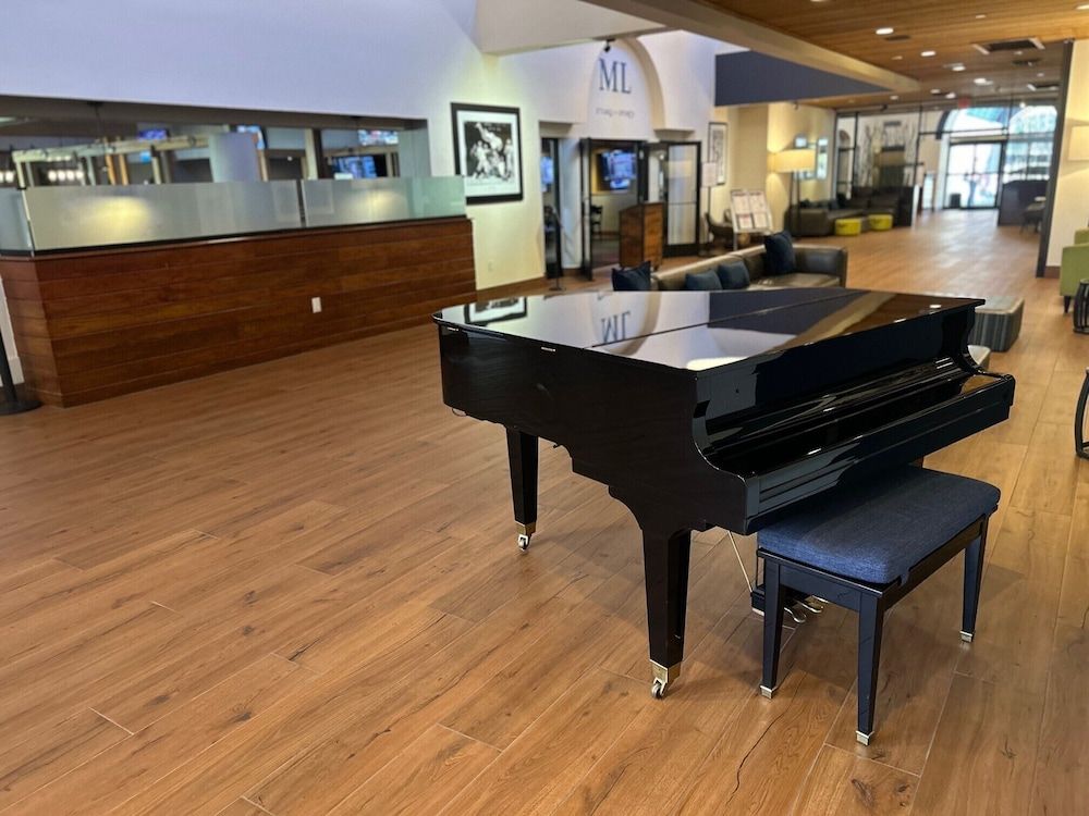 Miami Lakes Hotel 3