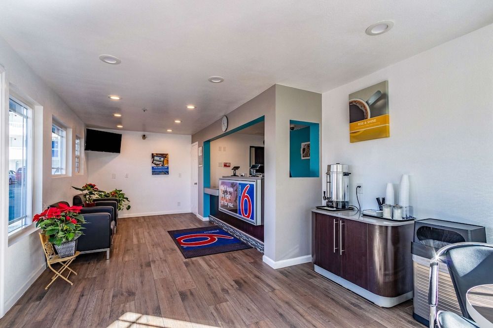 Motel 6 Fountain Valley, CA - Huntington Beach Area 3