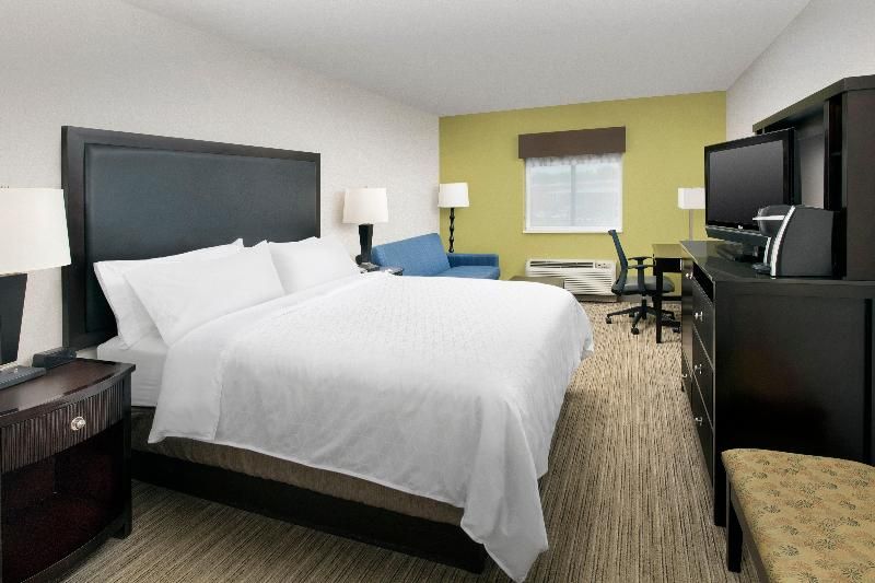 Holiday Inn Express Saugus Logan Airport 3 estrelas em Saugus