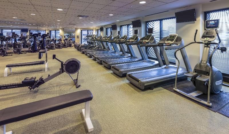 DoubleTree Suites by Hilton & Conf Ctr Chicago 3