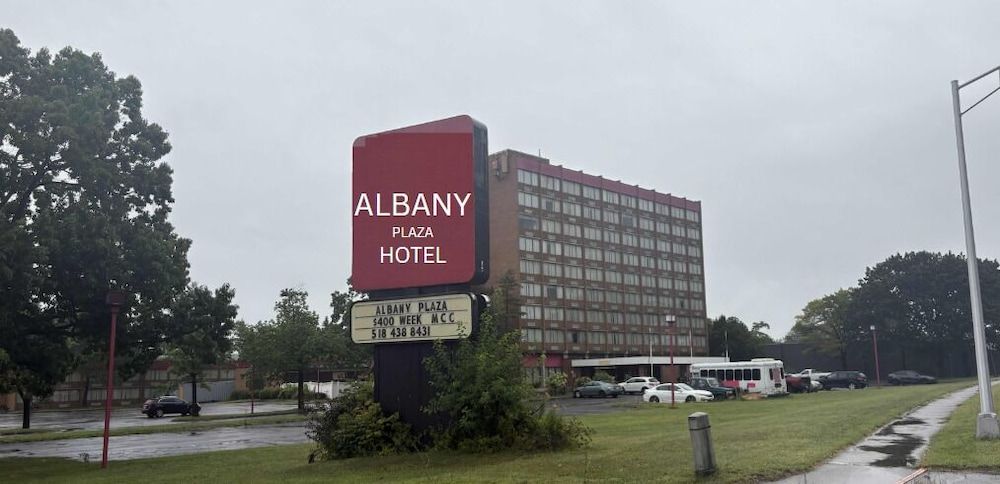 Albany Plaza Hotel 2 estrelas em Albany