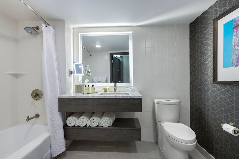 InterContinental Saint Paul Riverfront, an IHG Hotel 3