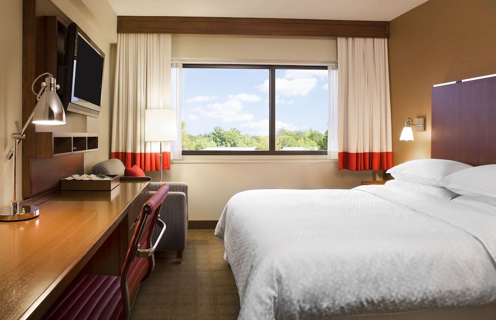 The Crossroads Hotel, Newburgh 3