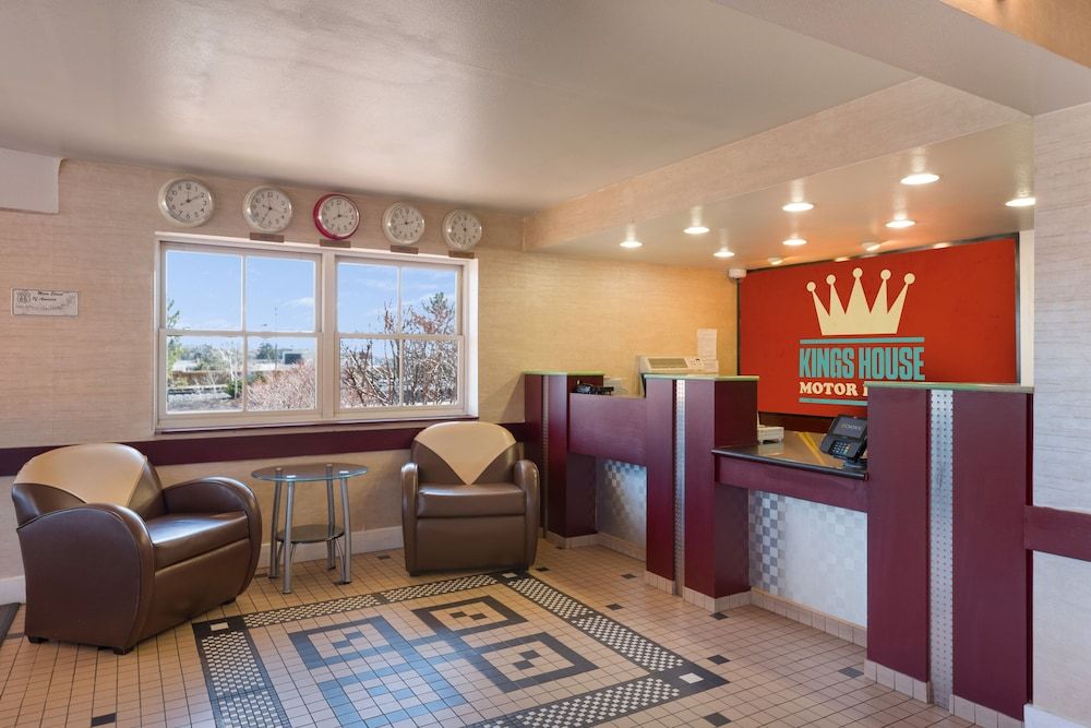 Kings House Motor Hotel, a Dazzler Select by Wyndham 3