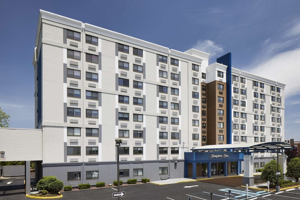 Hampton Inn Newark Airport 3 estrellas en Newark