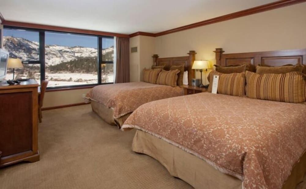 Resort at Squaw Creek Penthouse 810 3