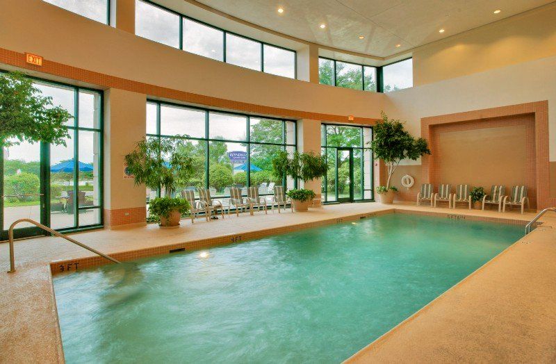 Renaissance Chicago Glenview Suites Hotel 2