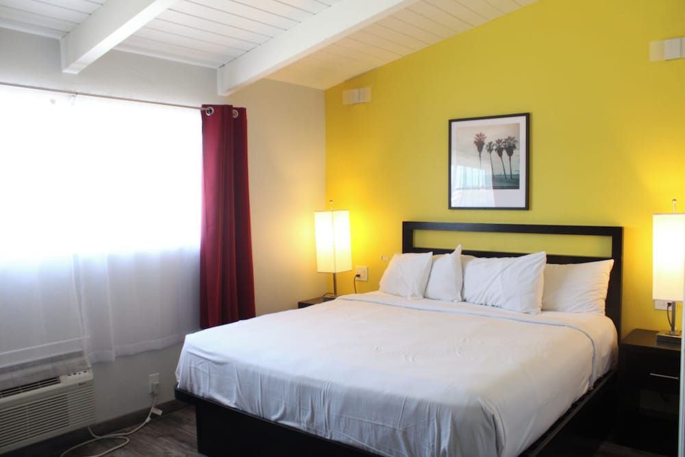 Sunset Inn 2 estrelas em Costa Mesa