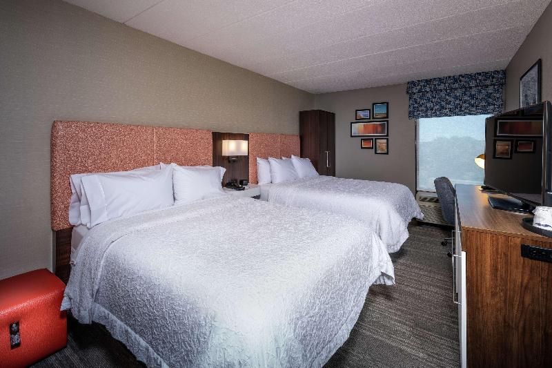 Hampton Inn Fall River/Westport 2