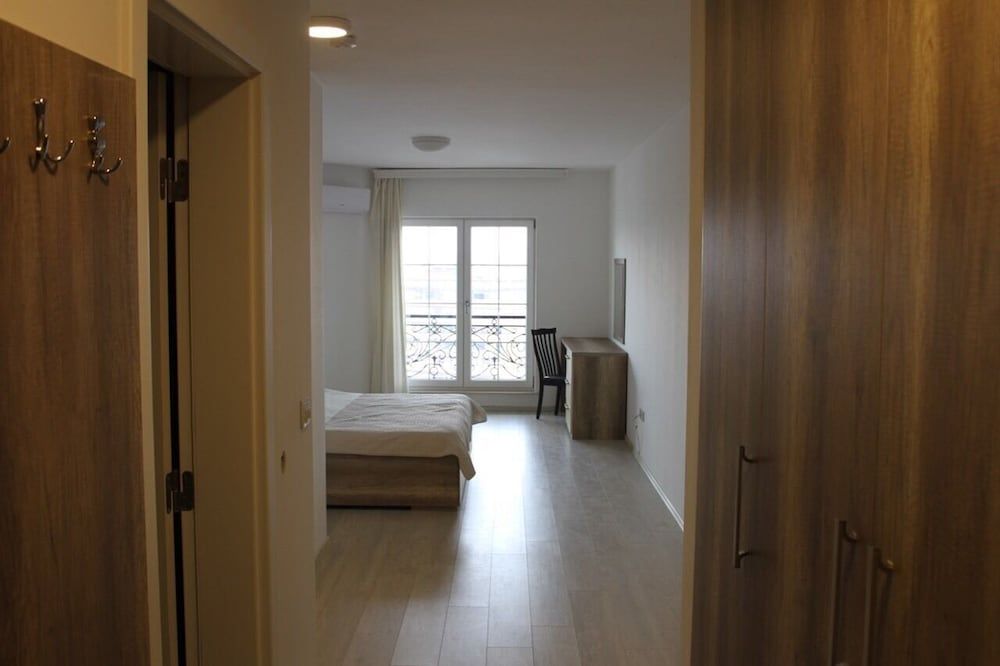 Downtown Apartments 3