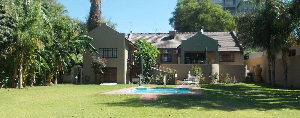 Moonriver Guesthouse