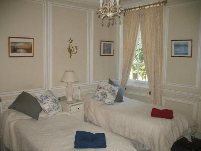 Rothmans Bed & Breakfast 2