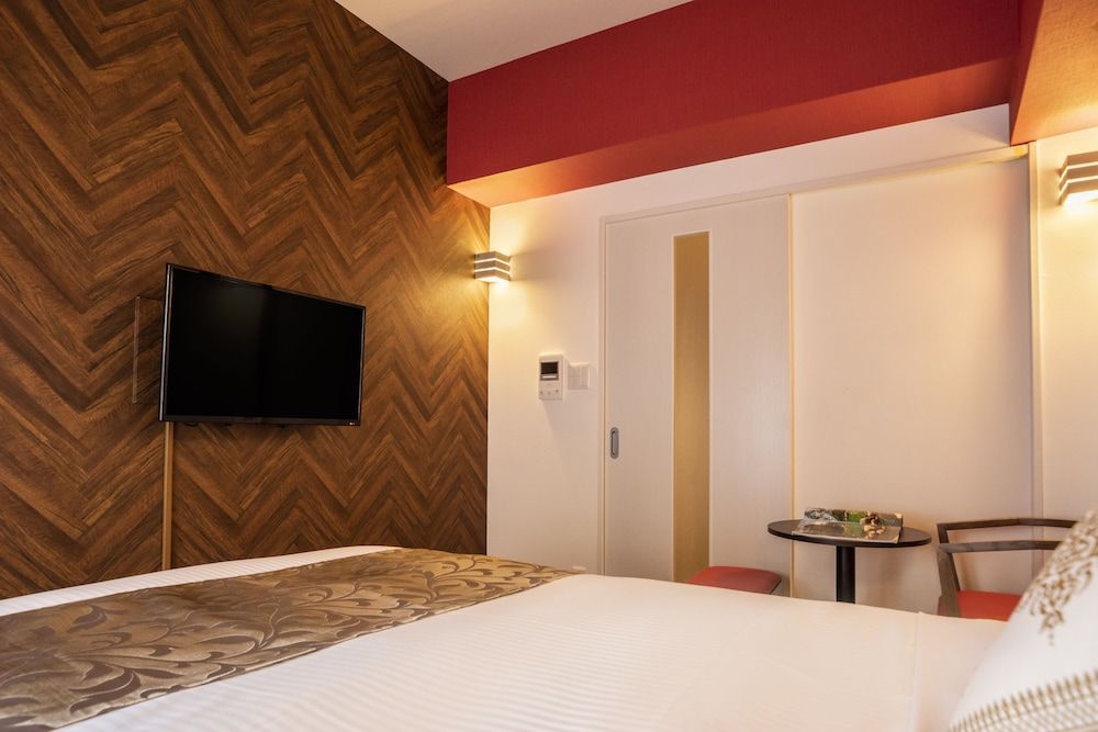 Mr.KINJO in Color'z Ciizi 3