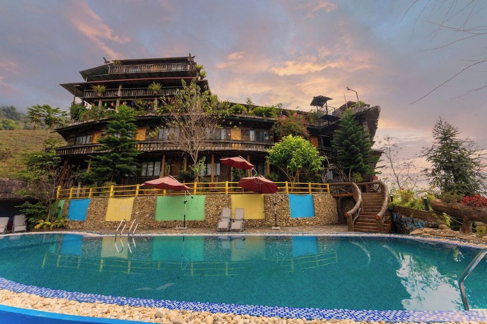 Muong Hoa River View Homestay 1