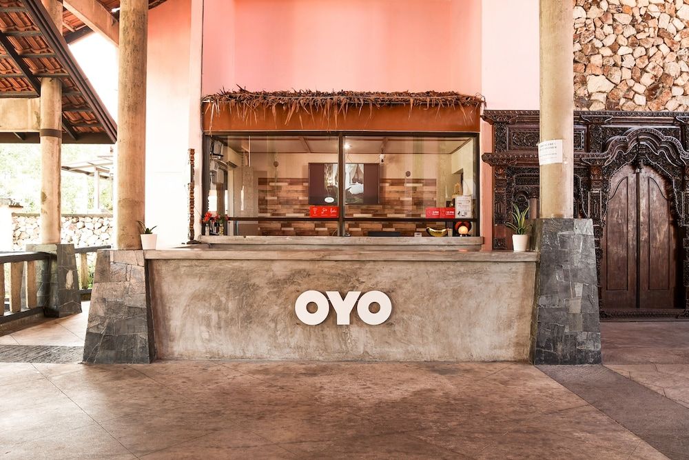 Collection O Ivory Hotel & Resort 3