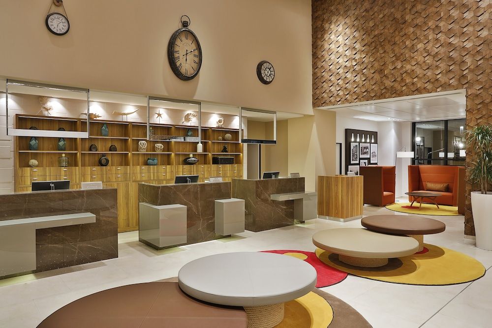 Park Mall Hotel & Conference Center 3