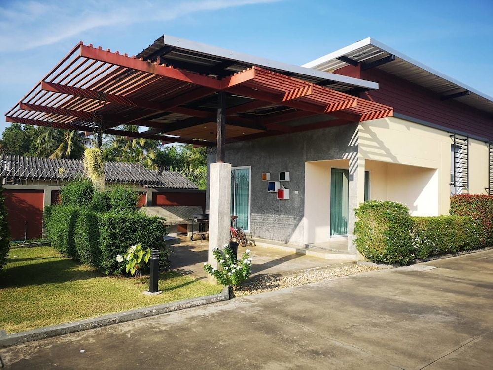 Suwannaphum Trang Resort 1