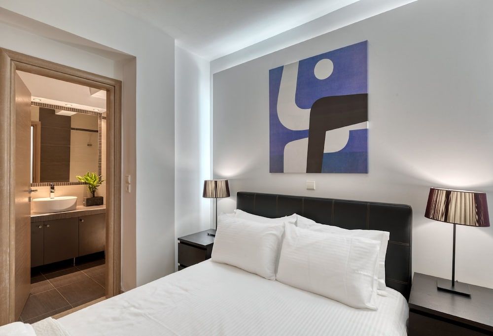 Luxurious Villa Solaris Next To The Beach 3