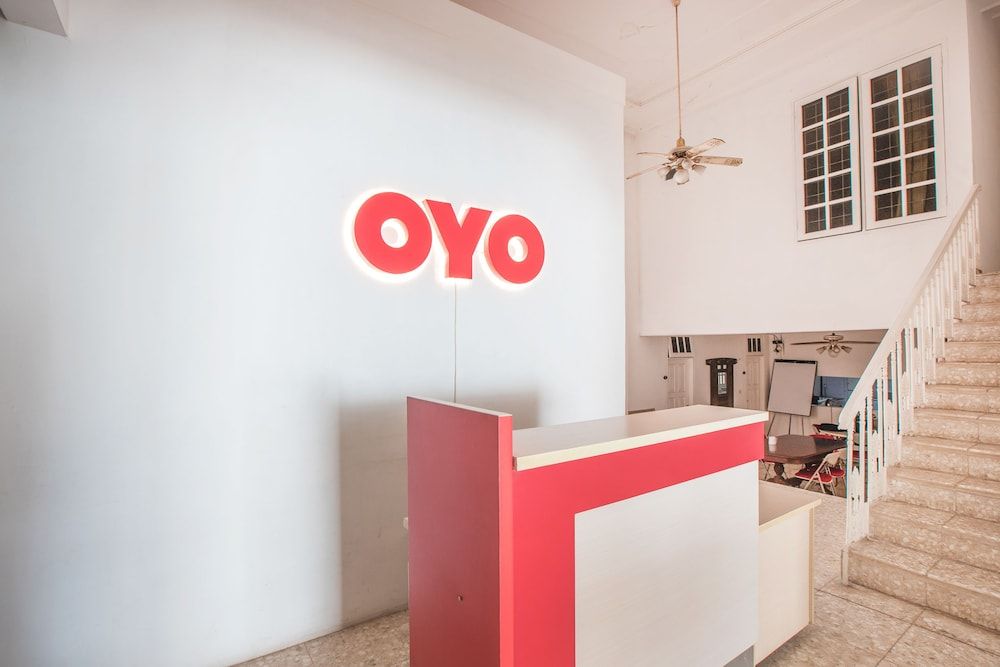 Super OYO 332 Residence G17 Kemang 3