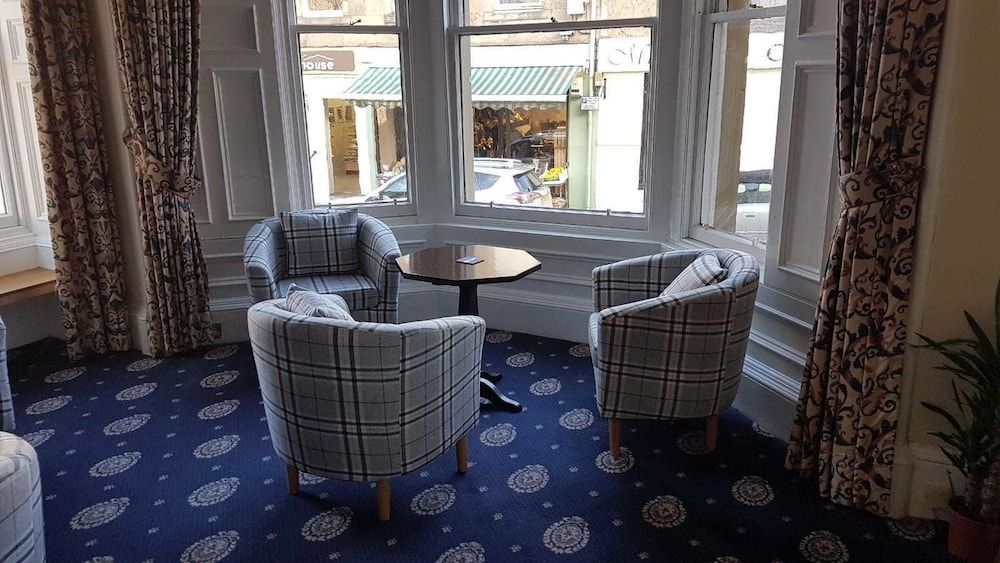 George and Abbotsford Hotel 3