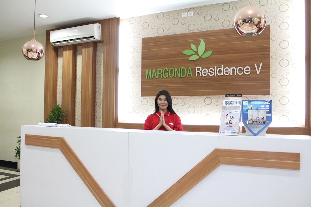OYO 266 Margonda Residence 5 2