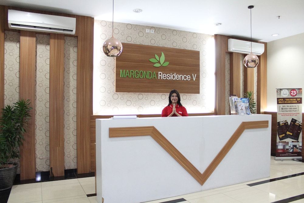 OYO 266 Margonda Residence 5 3