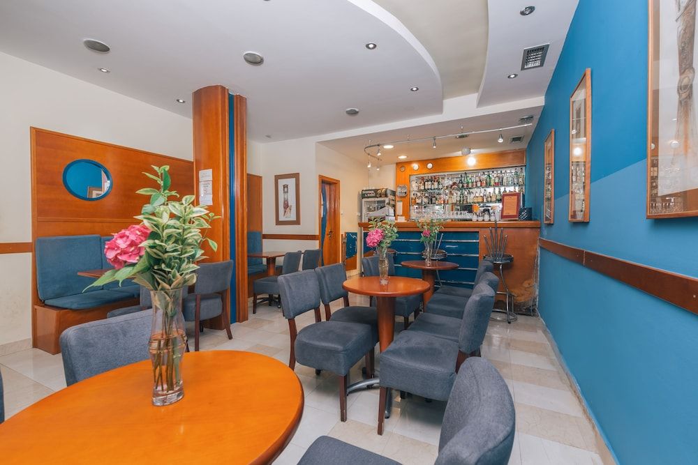 Villa Royal Apartments 3