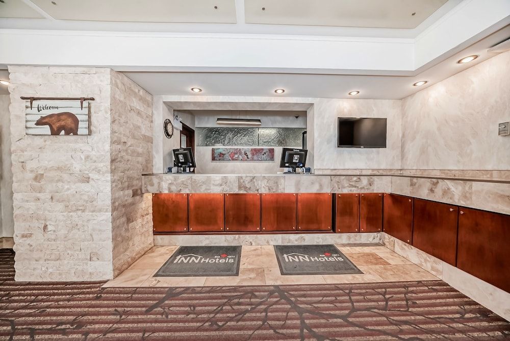 Jasper Inn & Suites by INNhotels 3