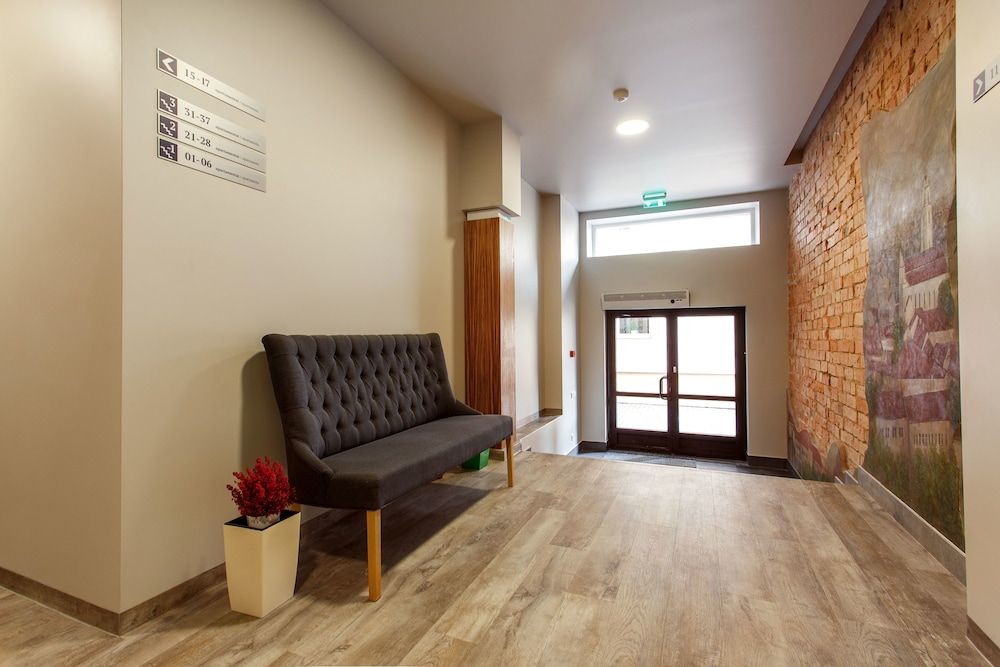 Old Town Trio Apartments 3