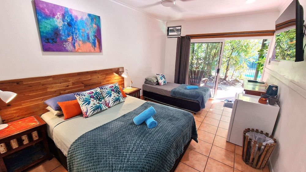 Rainforest Motel 2
