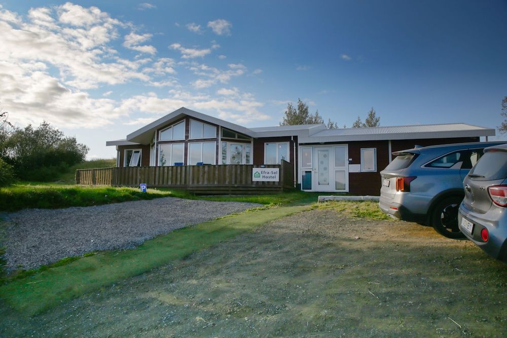 Efra Sel -1 estrellas en Flúðir