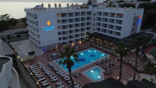 Ada Newday Resort Hotel 4 estrelas em Kuşadası