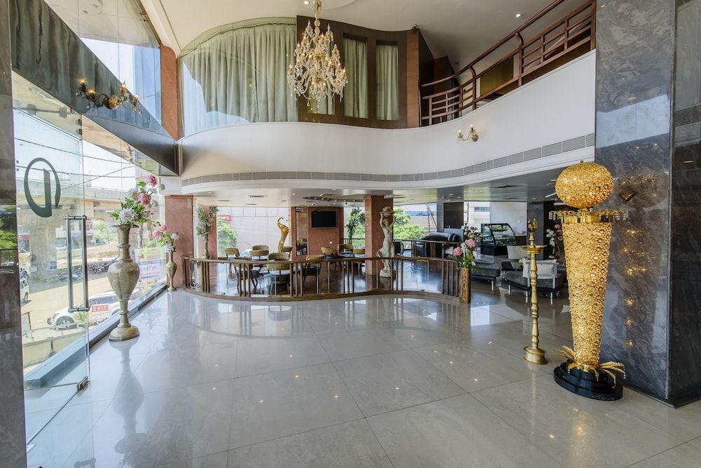 Hotel Grand Dhillon 3