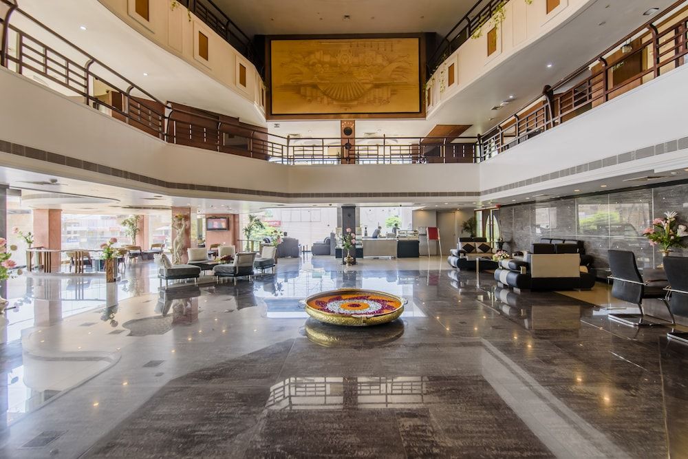 Hotel Grand Dhillon 2