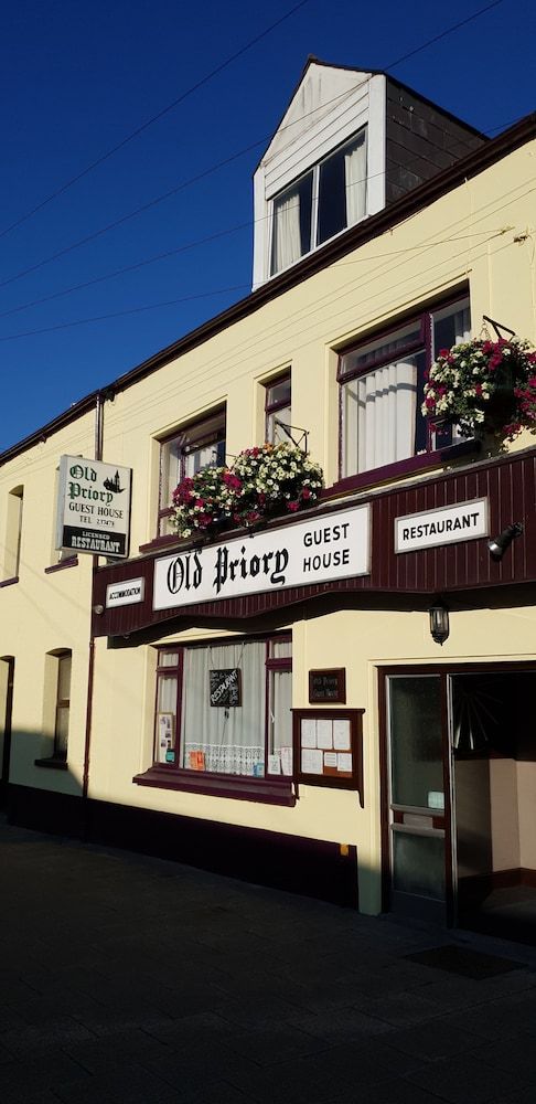 Old Priory Guest House -1 estrellas en Carmarthen