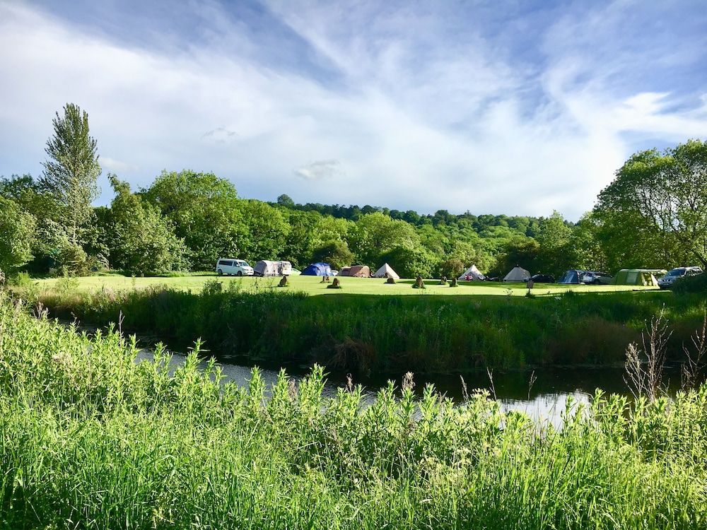 Cotswolds Camping at Holycombe