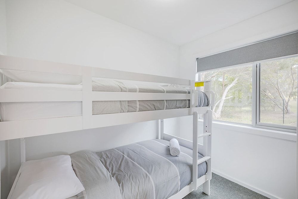 Tasman Holiday Parks - St Helens 2