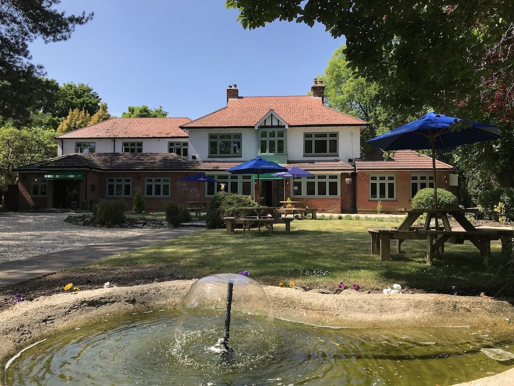 Le Chateau -1 estrellas en Southampton