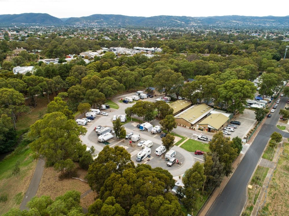Windsor Gardens Caravan Park 1