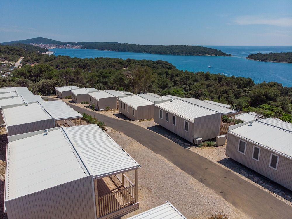 Mediteran Bungalows Poljana 3 estrellas en Mali Lošinj