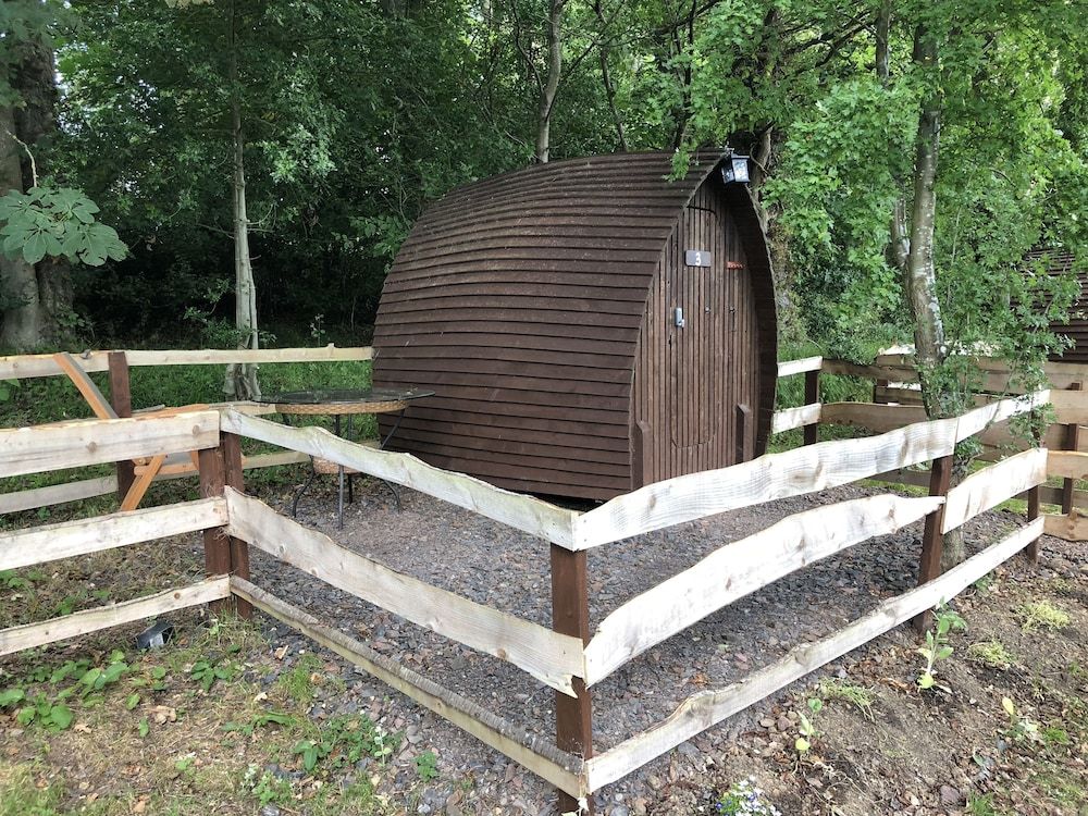 Edinburgh Cabin Camping