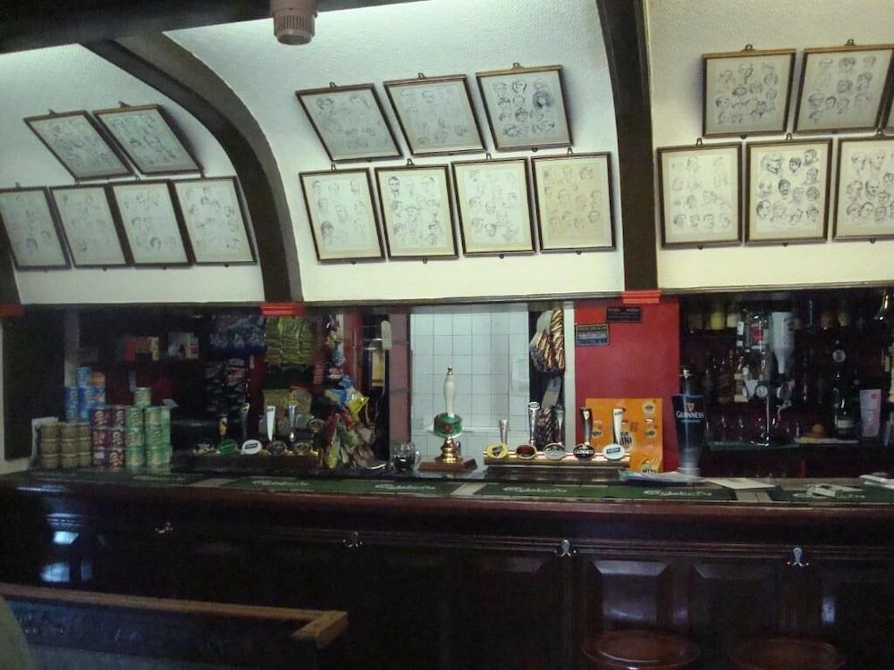 Glendower Hotel -1 estrellas en Goodwick