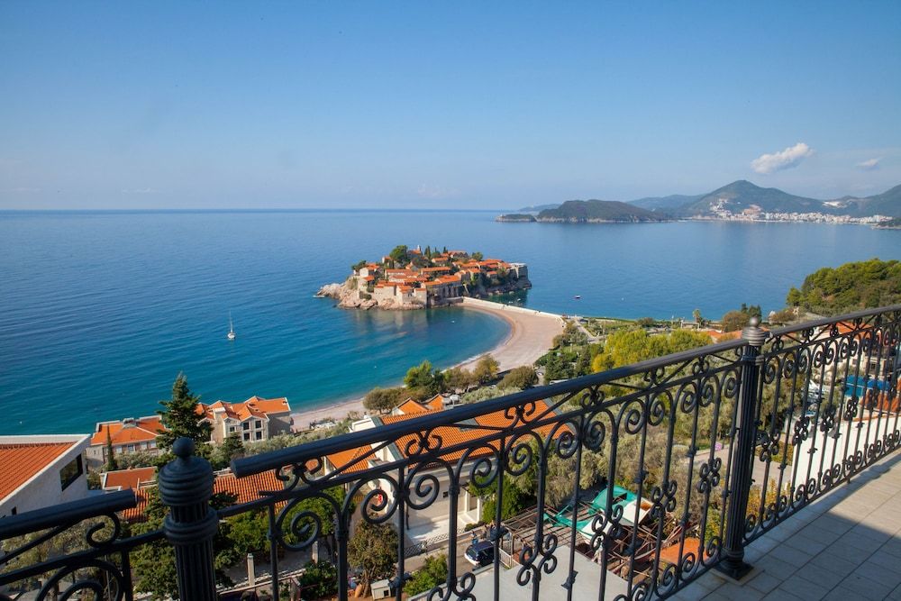 Villa Edelweiss 4 estrelas em Sveti Stefan