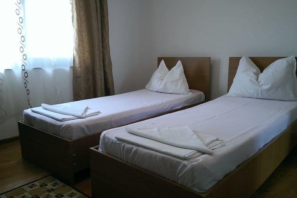Casa Noastra Vama Veche 2